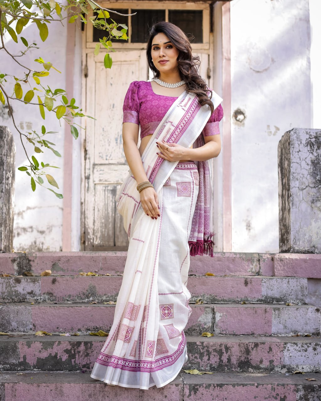 Elenoir Ivory White Heritage Woven Linen Cotton Saree with Magenta Ethnic Border & Running Blouse Piece