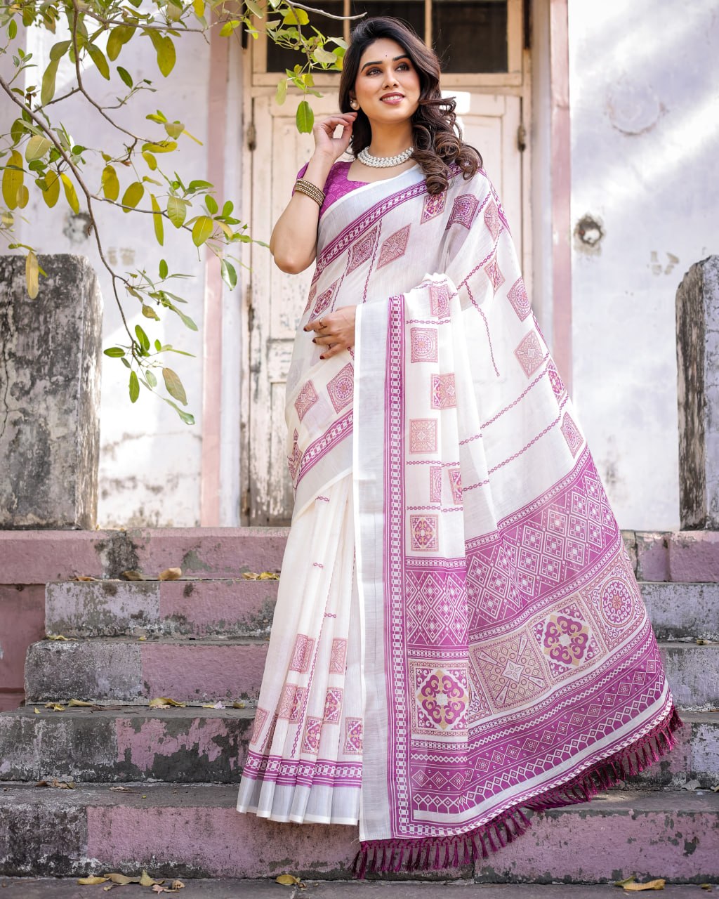 Elenoir Ivory White Heritage Woven Linen Cotton Saree with Magenta Ethnic Border & Running Blouse Piece