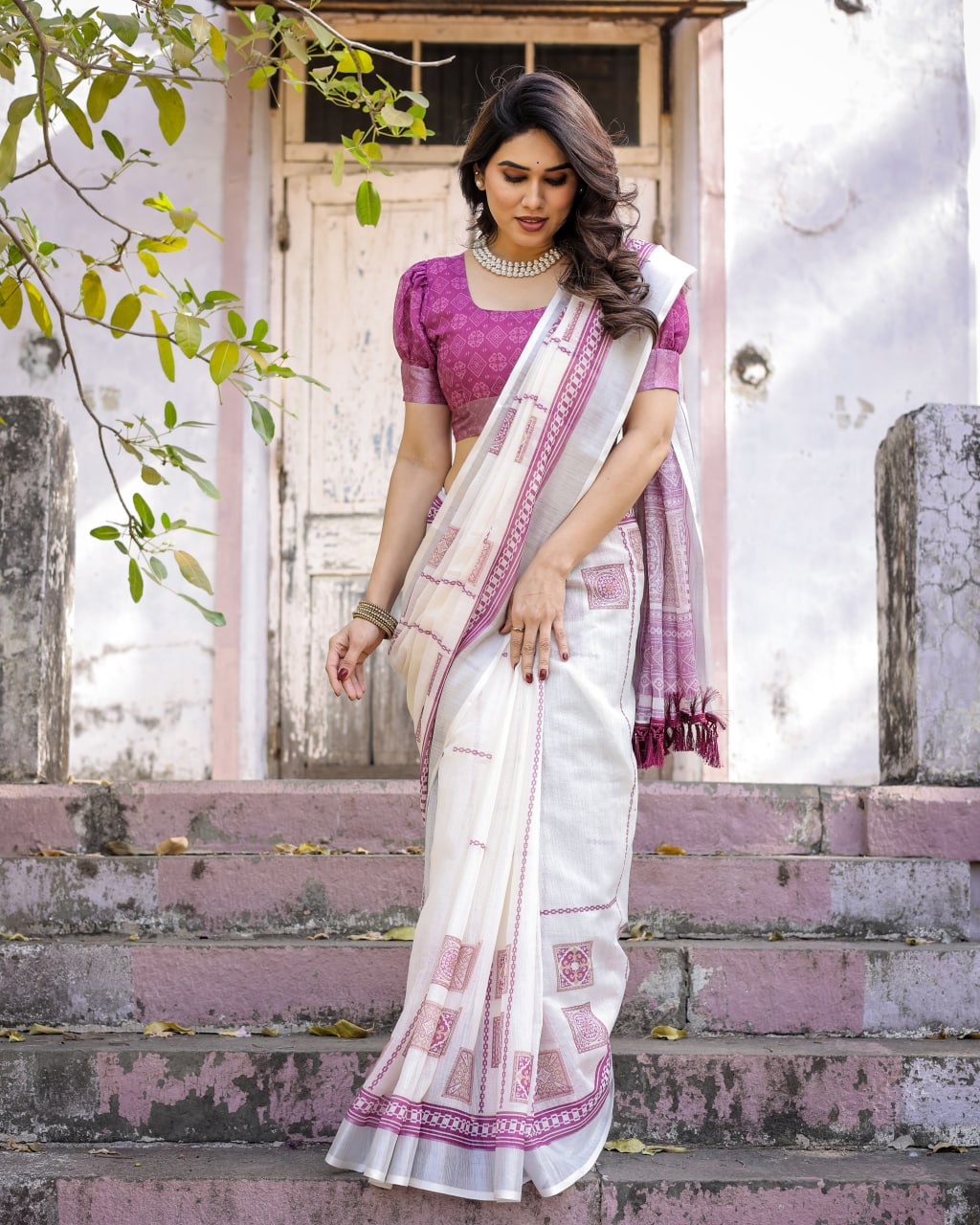 Elenoir Ivory White Heritage Woven Linen Cotton Saree with Magenta Ethnic Border & Running Blouse Piece