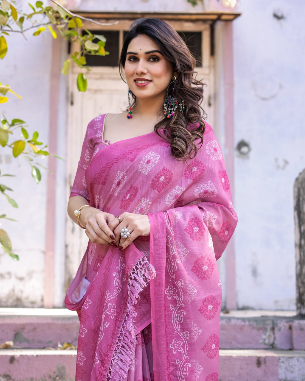 Elenoir Rose Pink Woven Linen Cotton Saree with Silver Zari Buta & Traditional Border