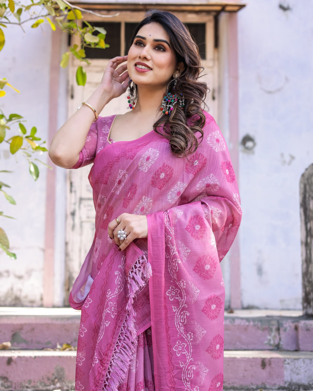 Elenoir Rose Pink Woven Linen Cotton Saree with Silver Zari Buta & Traditional Border