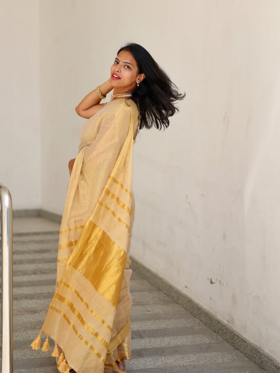 Kerala Kasavu Tissue Silk Saree with Gold Zari Border | Off White Traditional Saree