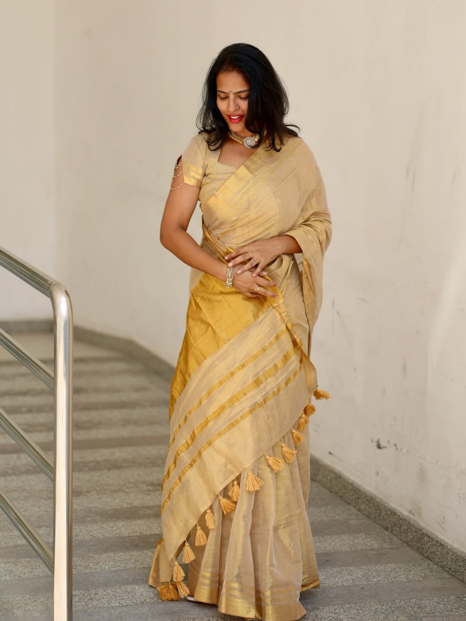 Kerala Kasavu Tissue Silk Saree with Gold Zari Border | Off White Traditional Saree